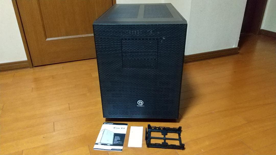 Thermaltake Core X9 E-ATX対応 超大型 キューブケース
