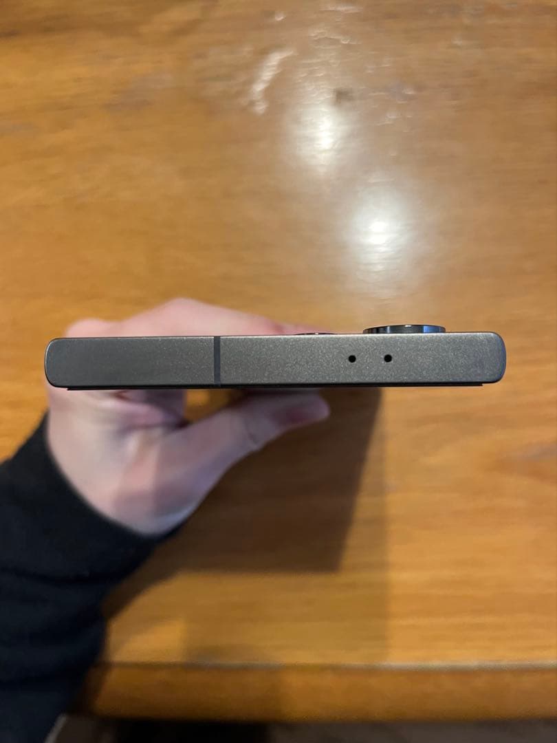 【美品】Galaxy S24Ultra 512GB 国内版 チタニウムグレー