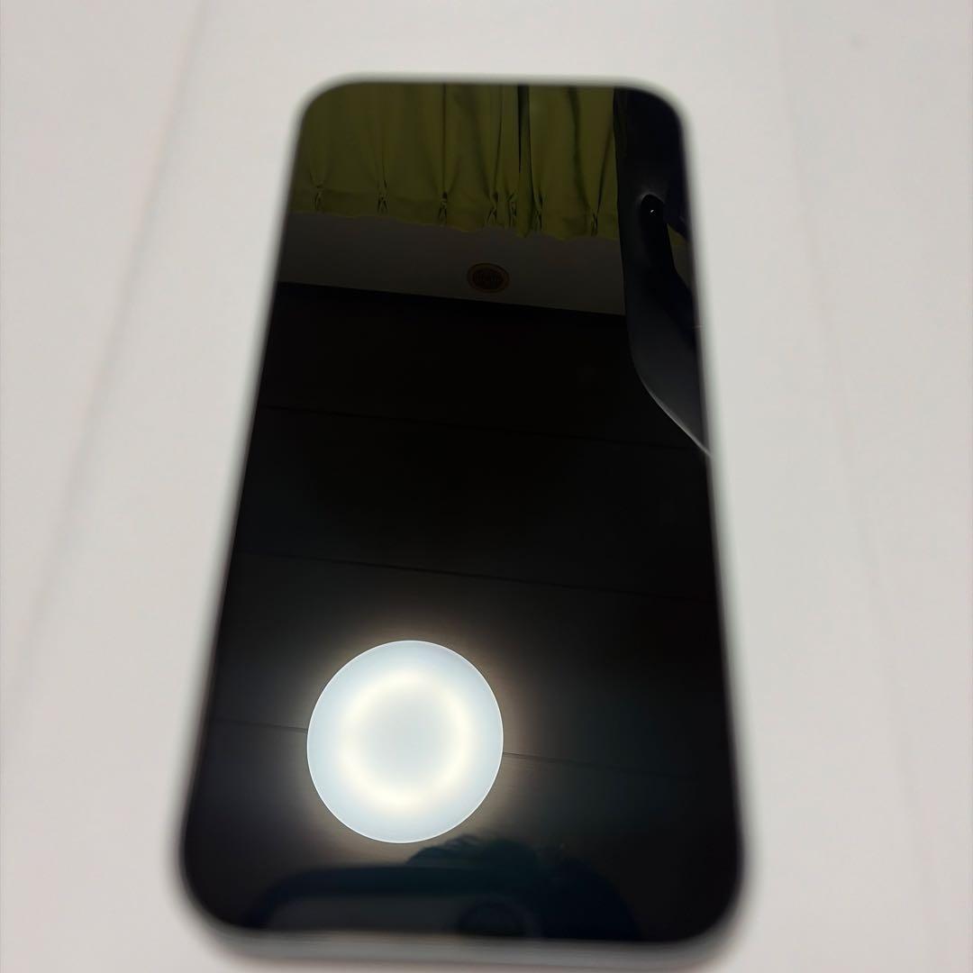 iPhone15 128GB - ホワイト (ガラスフィルム、カメラカバー付き)