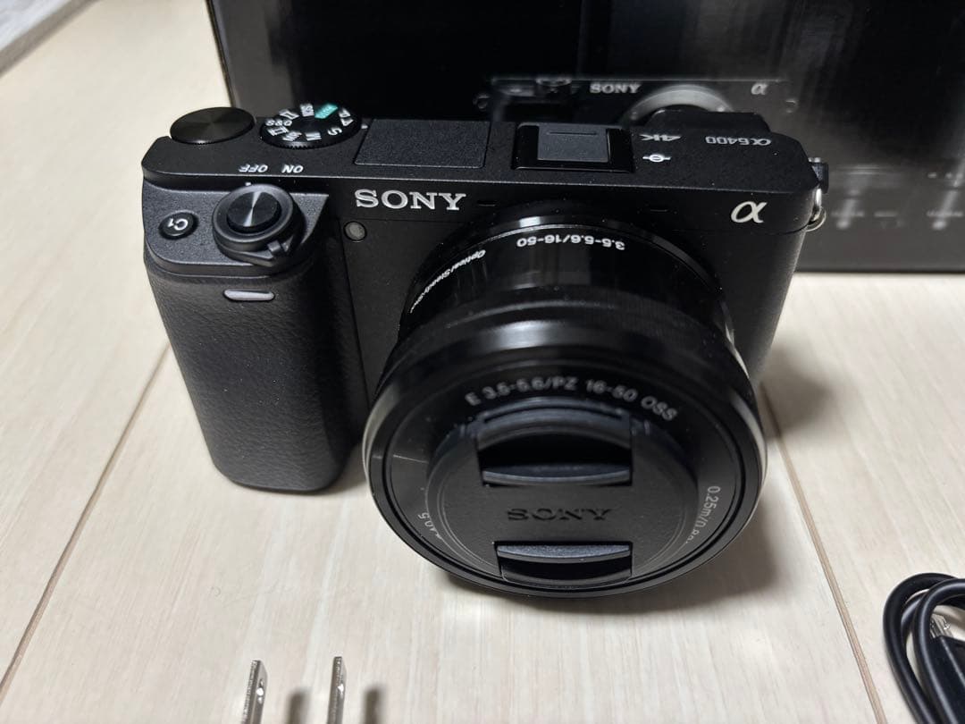 SONY α6400 ダブルズームレンズキット他　ほぼ未使用の超美品！