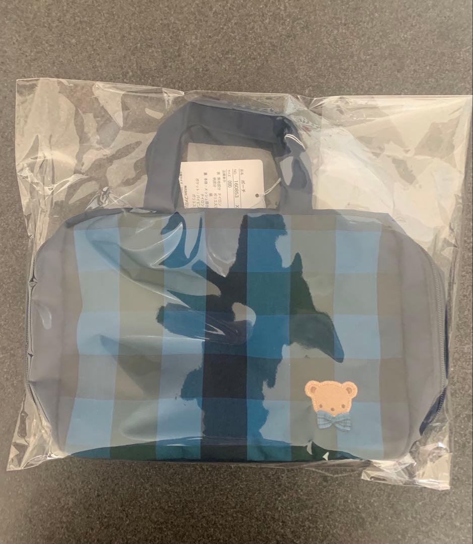 みるく☆新品未使用☆《ファミリア》おむつポーチ　青系チェック