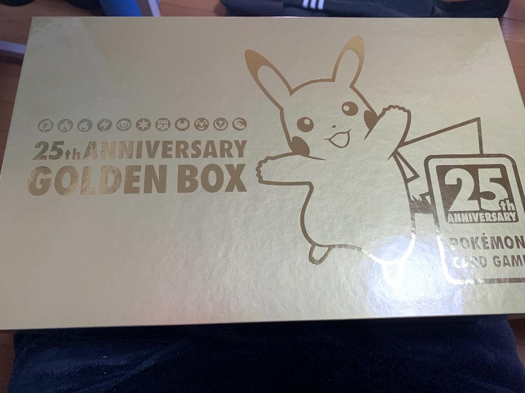 ふ*く様 韓国版　ポケモンカード　25周年アニバーサリー　ゴールデンボックス