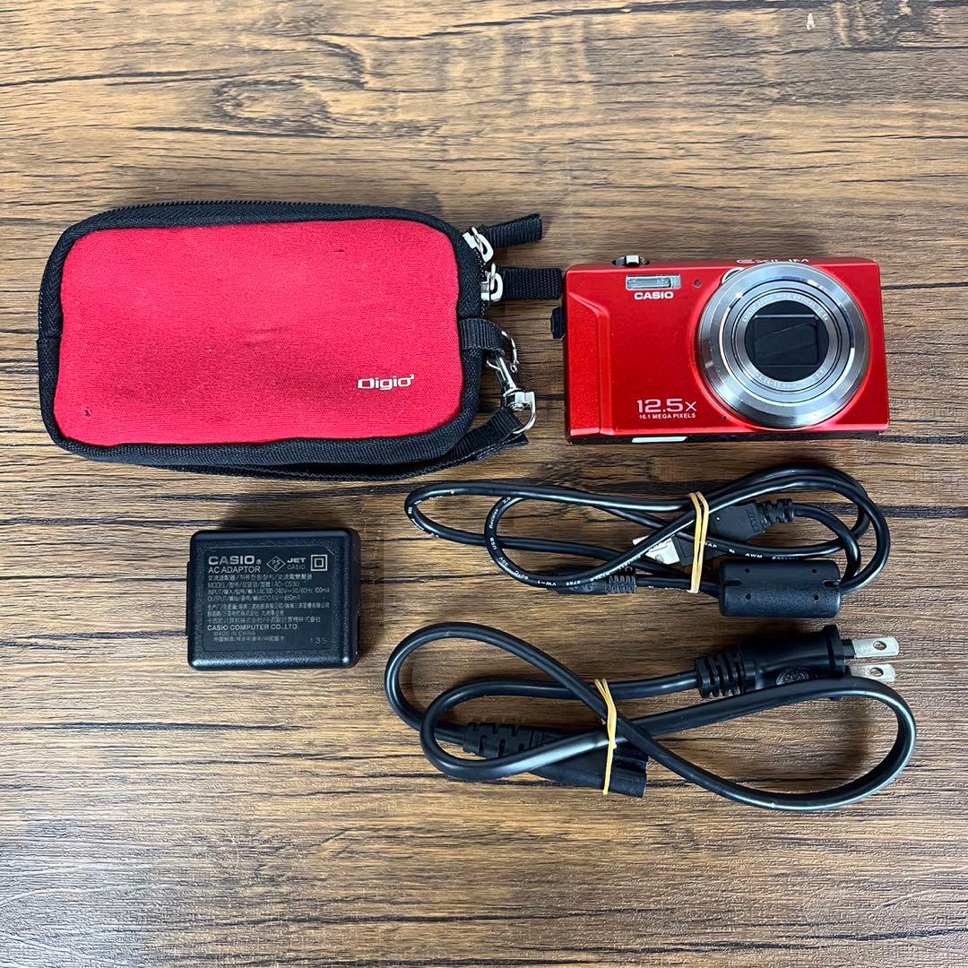 【匿名発送】カシオ　CASIO EXILIM デジタルカメラ　レッド　充電器付属