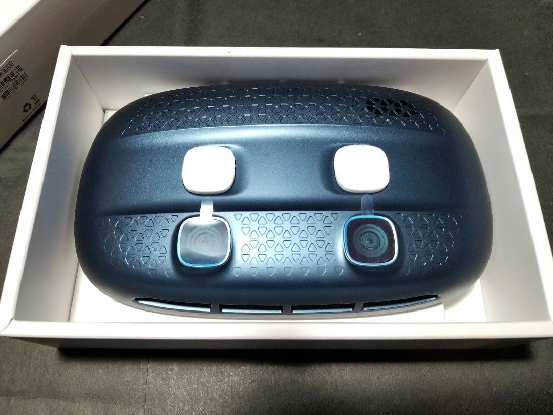 (非売品)HTC VIVE Cosmos XR Faceplate