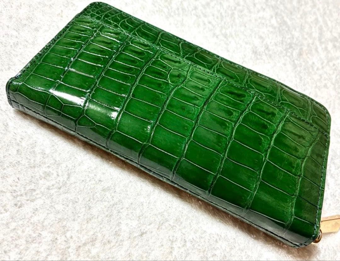 クロコダイルレザー グリーン長財布