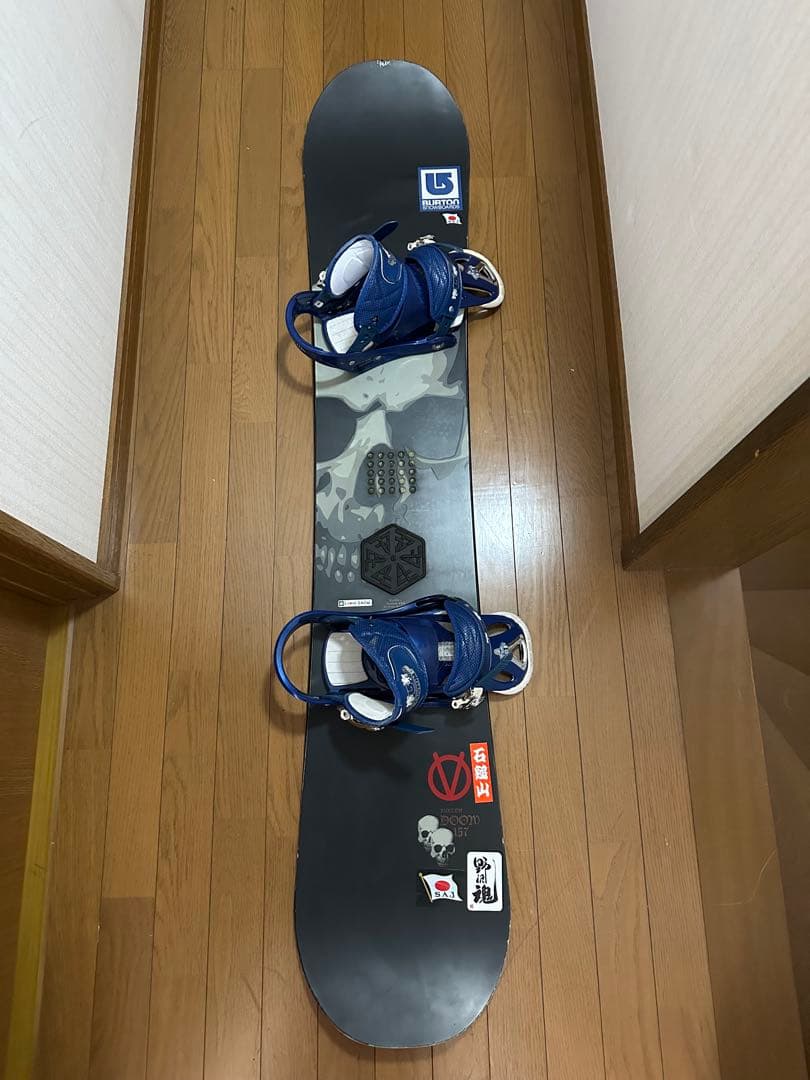 【値下】Burton Doom 157 スノーボードとCustomビンディング