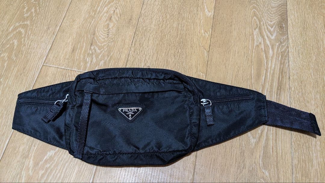 PRADA ボディバッグ・ウエストポーチ ブラック