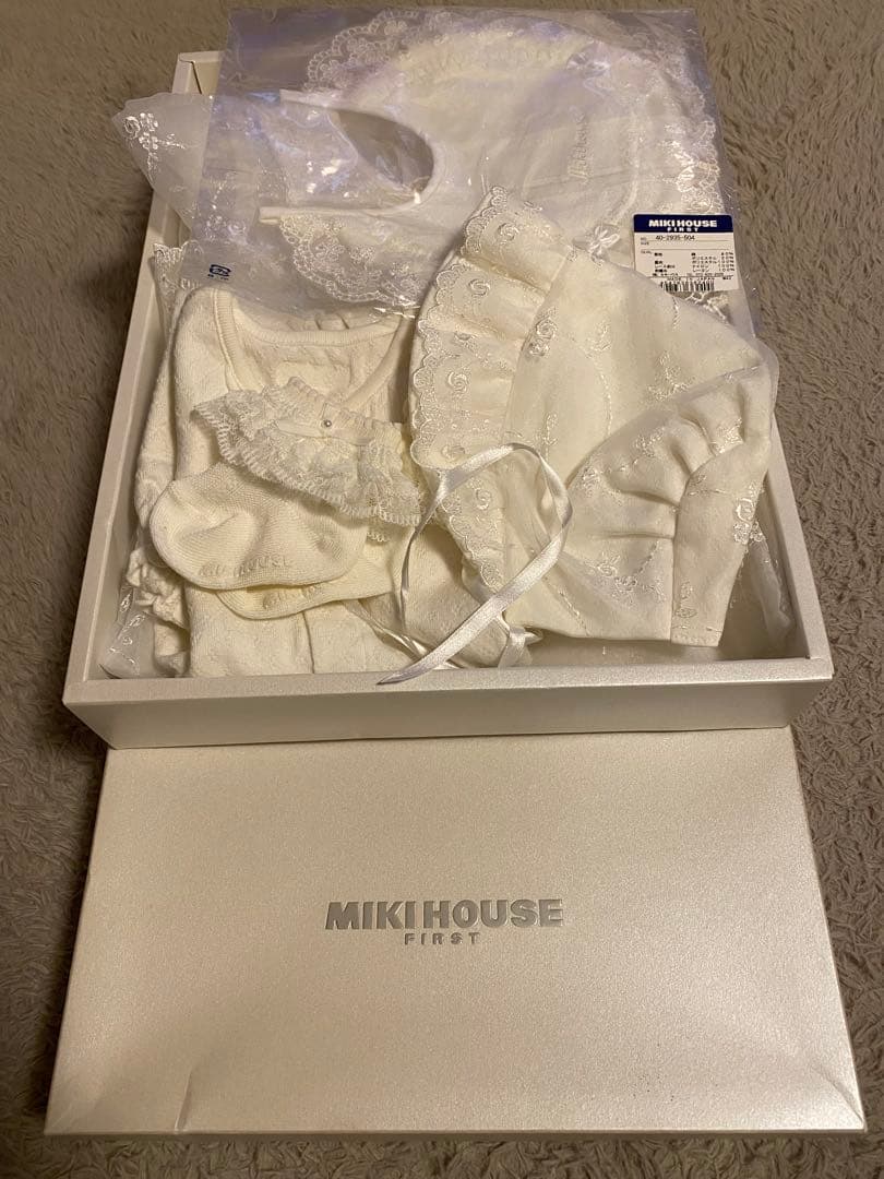 ミキハウスのセレモニードレス