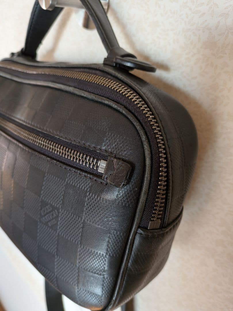 ルイヴィトン　ダミエアンフィニ　ボディバッグ