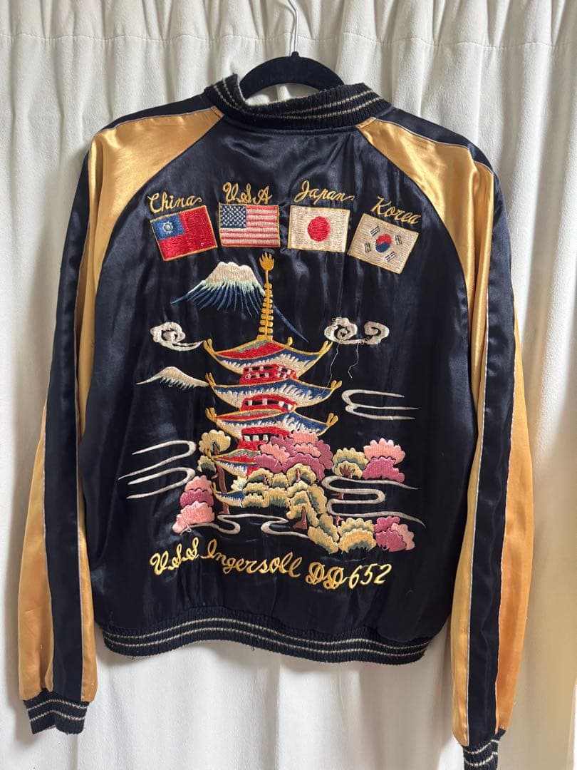 刺繍サテンジャケット 富士山と五重塔　東洋