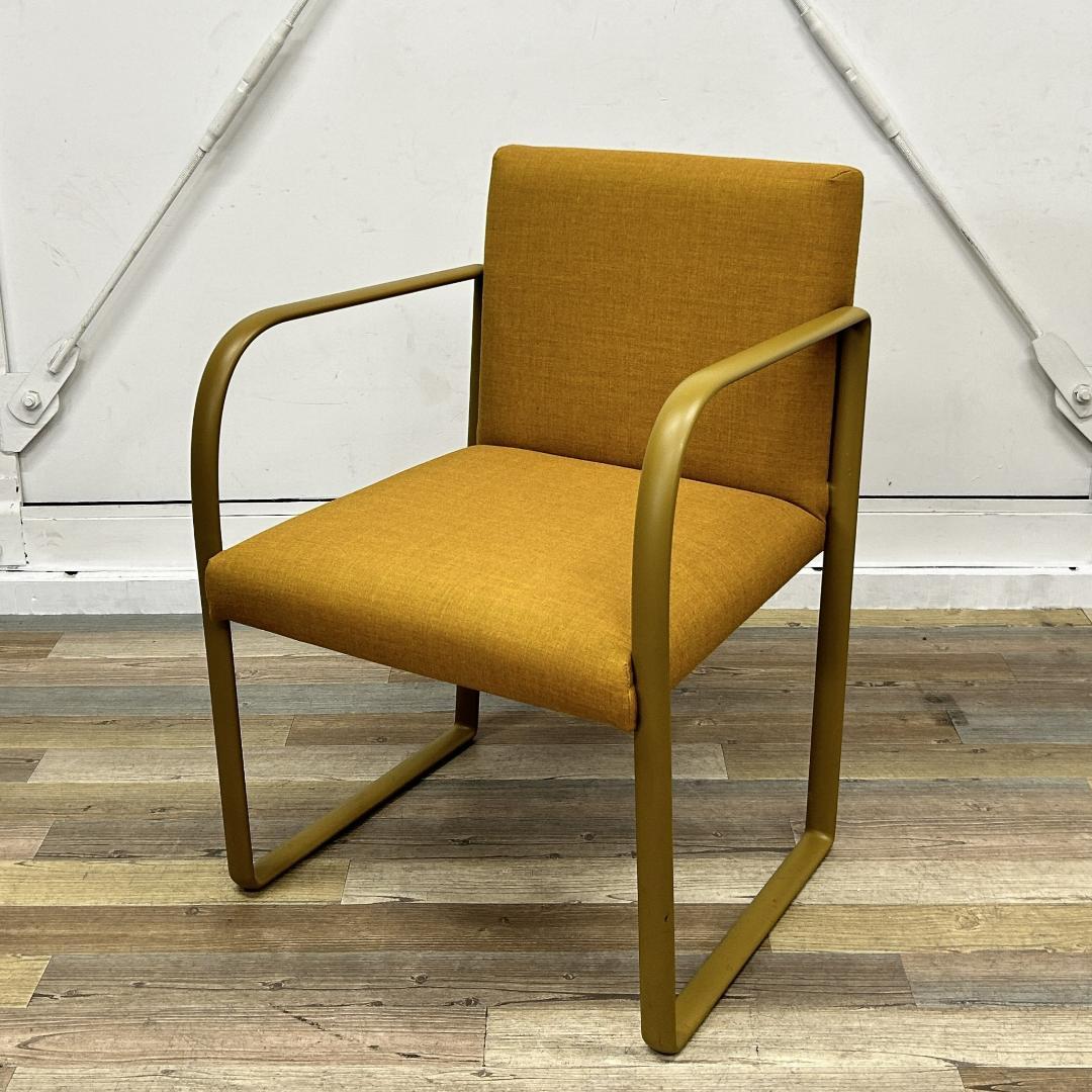 【在庫処分】arper　Arcos　アームチェア　Articolo6100