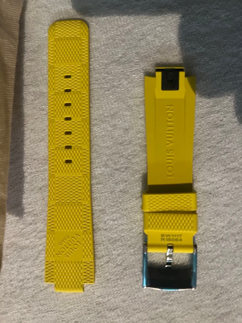Louis Vuitton イエロー ラバーベルト