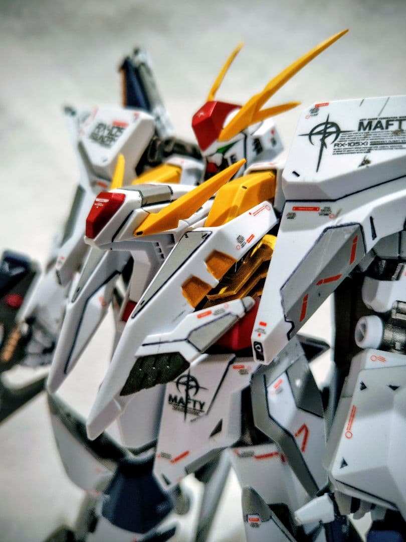 塗装済み完成品HGクスィーガンダム　汚れや欠品あり