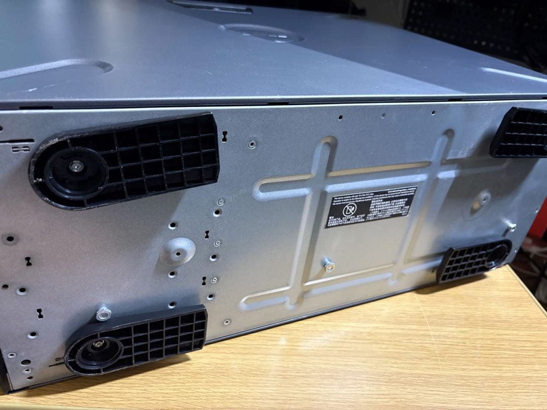 値下げ中 DELL PowerEdge T330 サーバーPC 8ベイストレージ