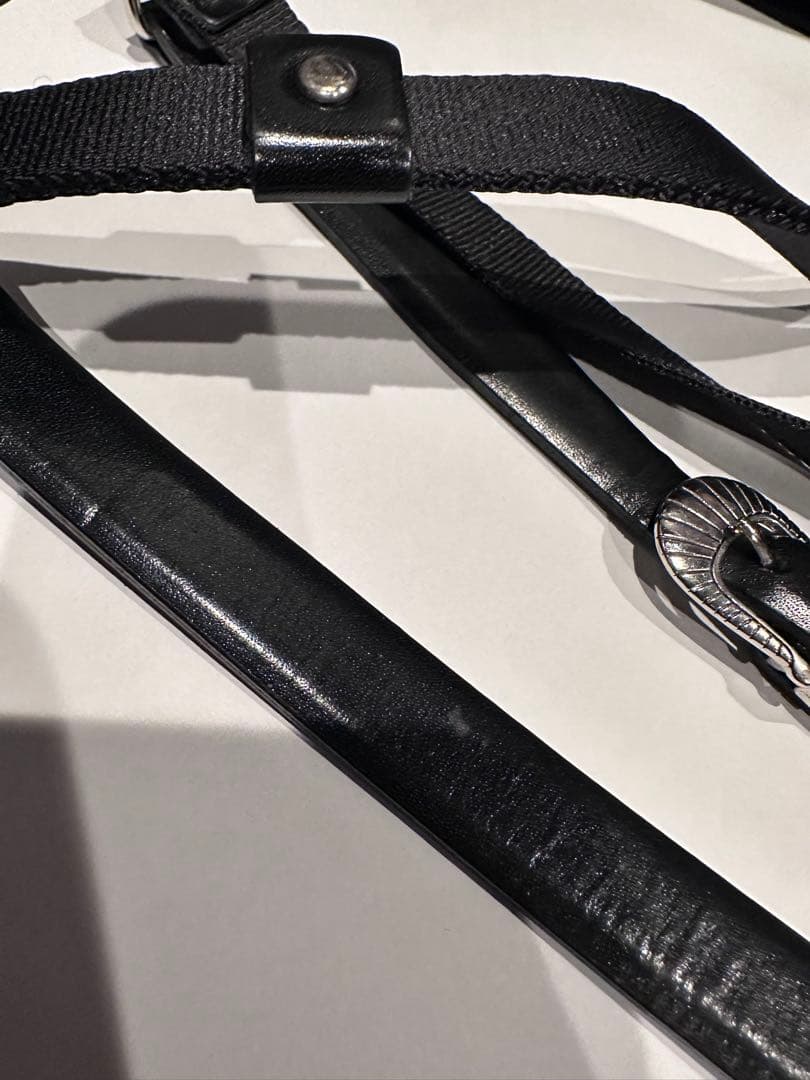 TOGA PULLA レザーナイロンスマホストラップ