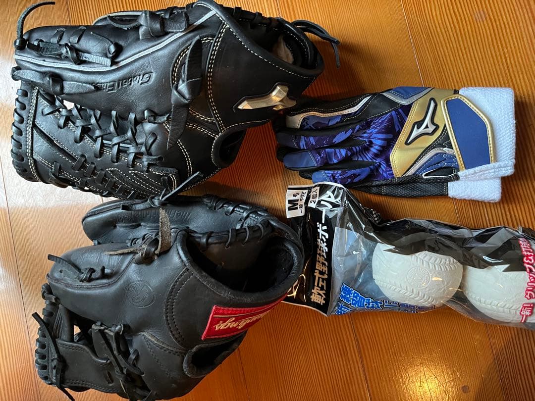 ミズノ グローバルエリート ブラックグローブ 右投げ用　他3品セット