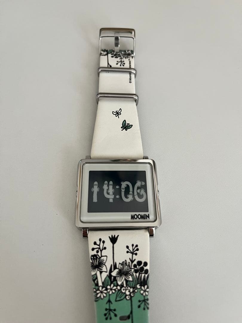 スマートキャンバス ムーミントロール エプソン　デジタル腕時計