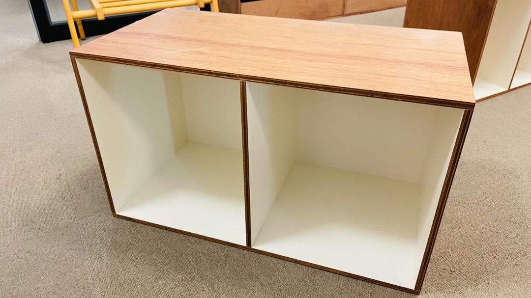 値下げ　LAUAN SHELVES ラワンシェルブズ 縦2列ホワイト