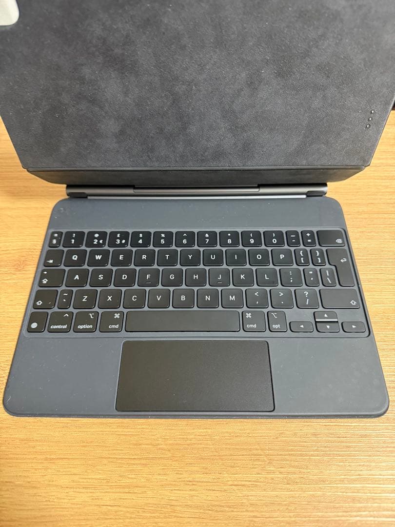 Apple Magic Keyboard【UK配列】iPad Pro 11インチ
