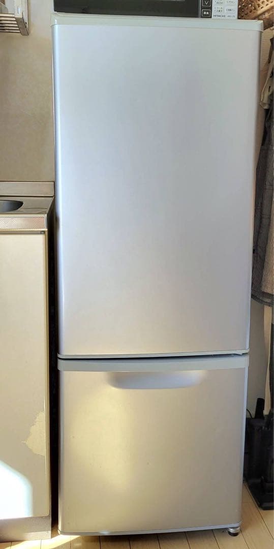 Panasonic 冷蔵庫 NR-B174W シルバー小型冷蔵庫168L設置込み