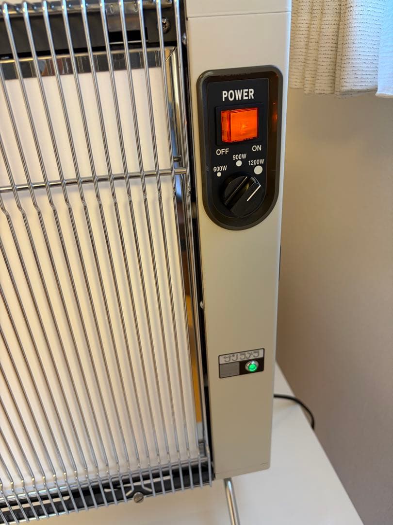 サンラメラ。セラミックヒーター 1200W