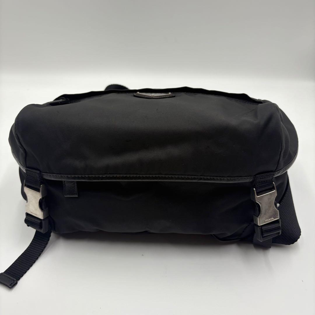 【良品✨】PRADA プラダ　ボディバッグ　ウエストポーチ　ショルダー　ナイロン
