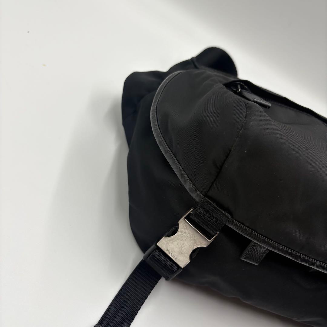 【良品✨】PRADA プラダ　ボディバッグ　ウエストポーチ　ショルダー　ナイロン
