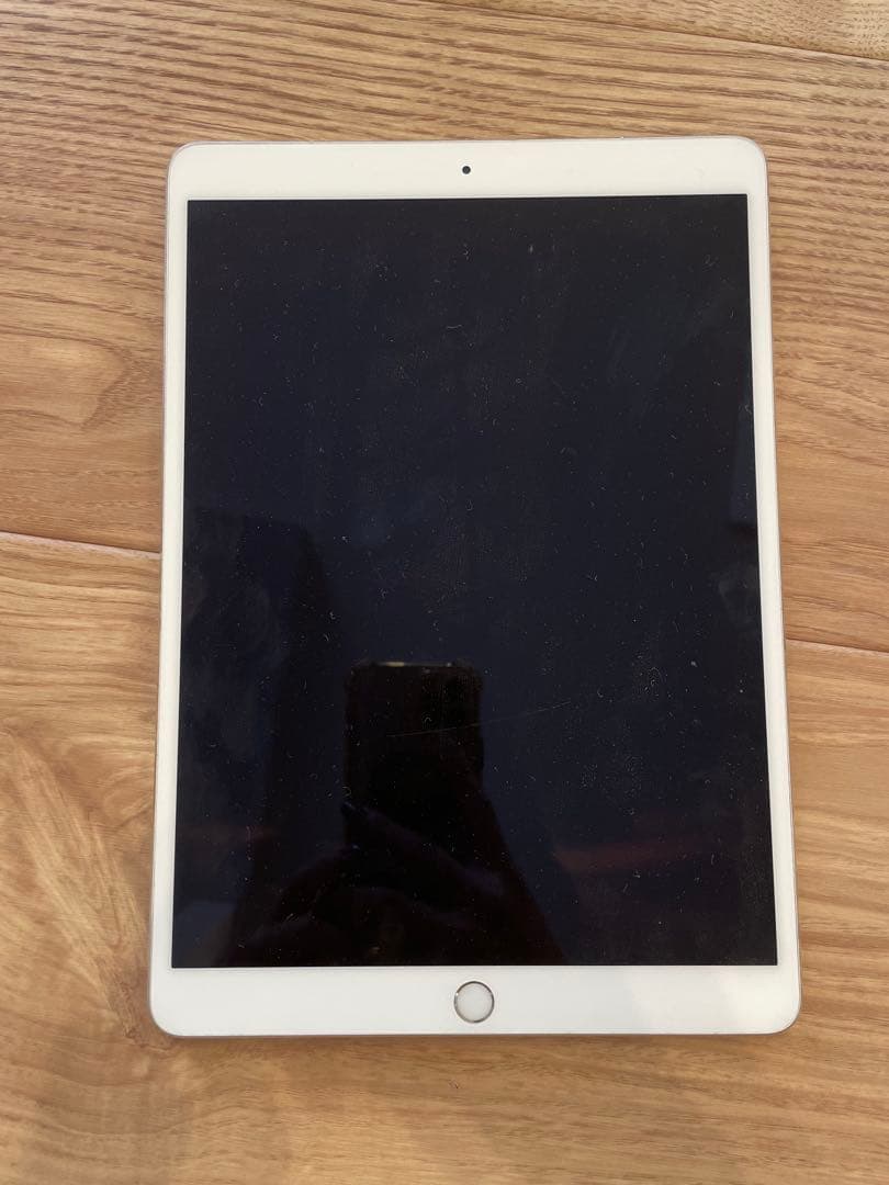 【傷なしジャンク品】iPad Pro 10.5インチ A1709 シルバー