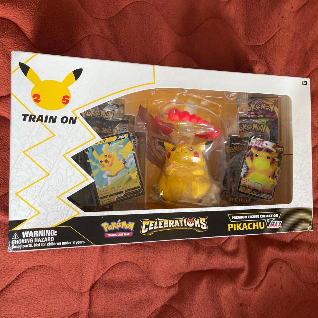 ポケモンカード ピカチュウVMAX フィギュア プロモ セレブレーション