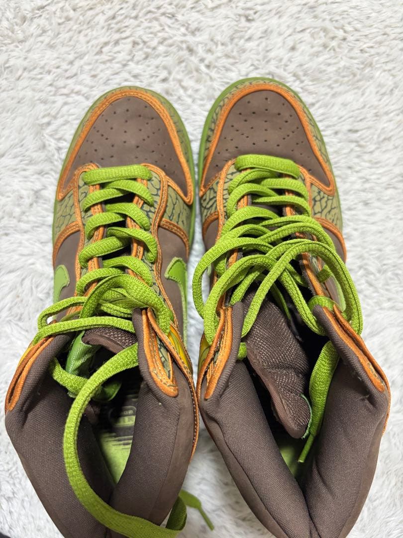 ナイキ　スニーカー