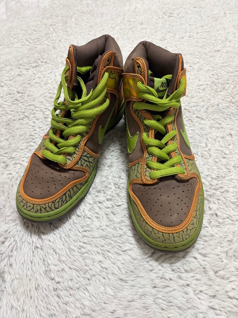 ナイキ　スニーカー