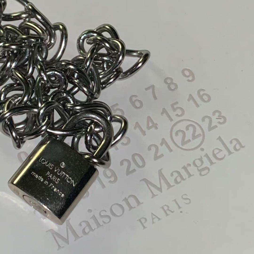 ルイヴィトン パドロックカデナ ネックレス チェーン付き 南京錠
