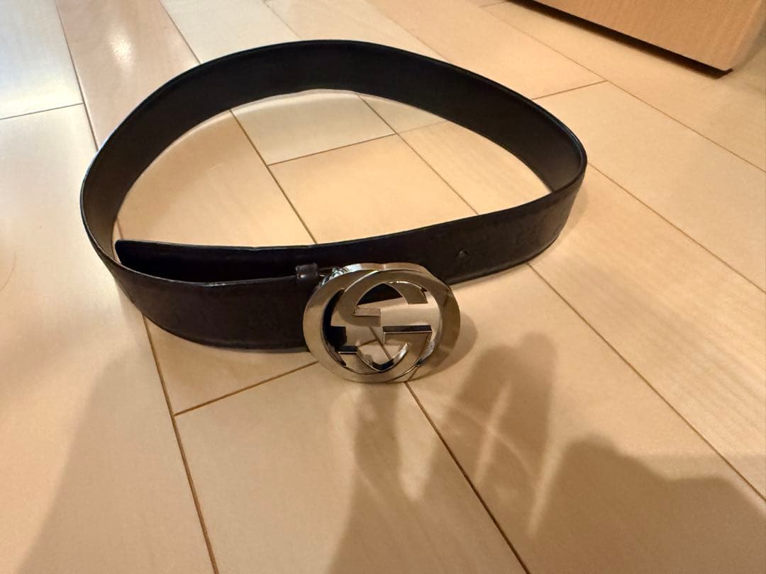 Gucci ブラウンモノグラムレザーベルト ロゴバックル