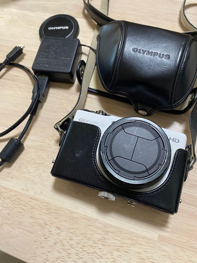 OLYMPUS XZ-1 コンパクトデジタルカメラ