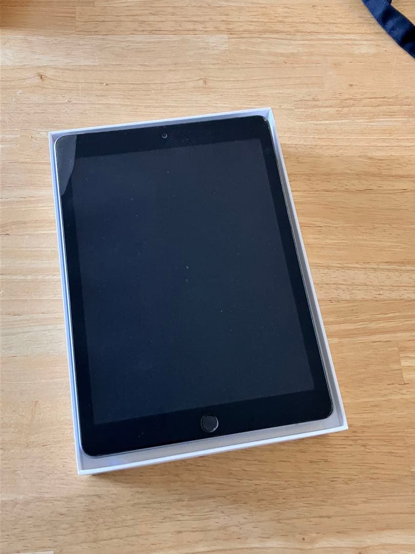Apple iPad 6スペースグレー ジャンク品