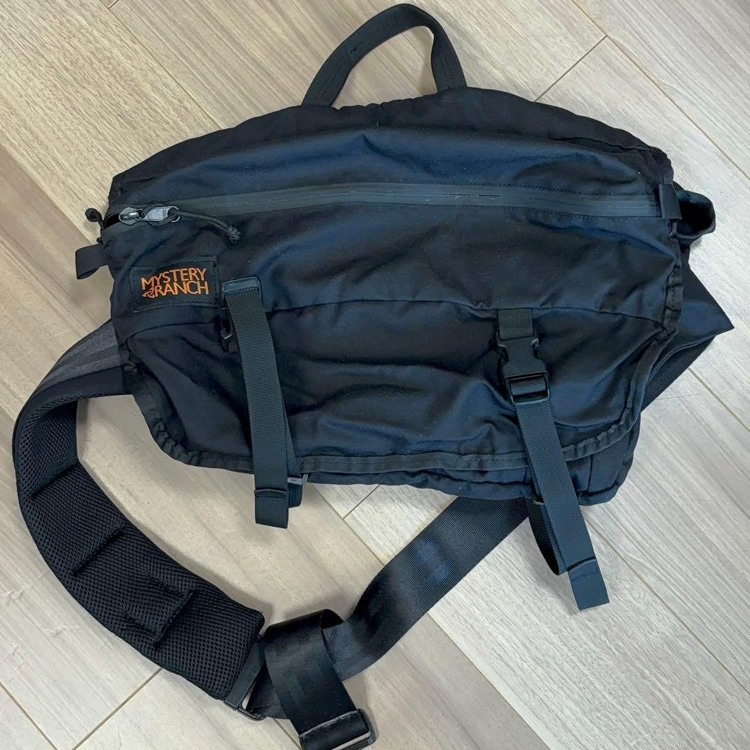 ミステリーランチ MYSTERY RANCH インベーダー メッセンジャーバッグ