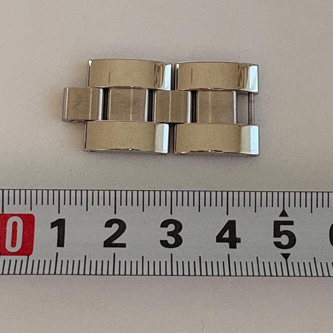 カルティエ　ロードスター　2コマ