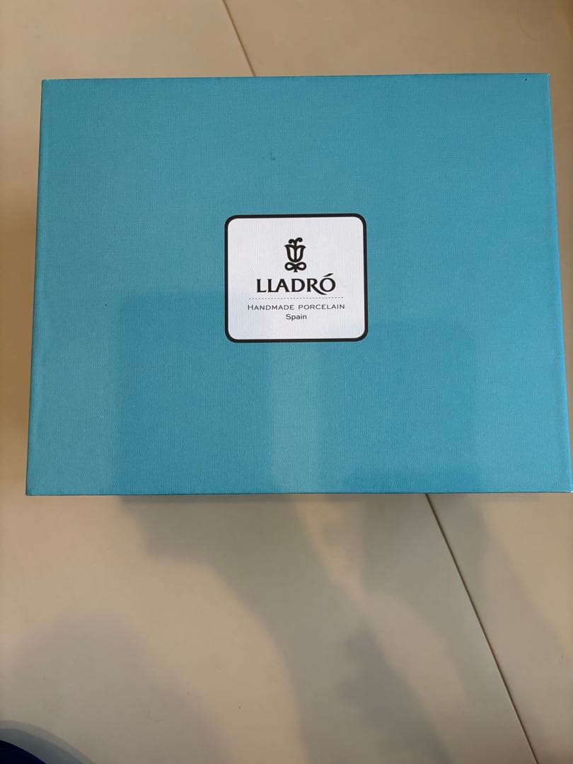 リヤドロ　LLADRO 平和の花かご