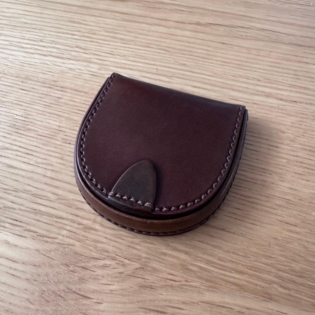 土屋鞄　馬蹄型ケース　コードバン　濃赤茶色