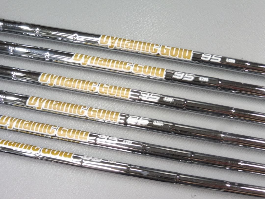 コブラ KING フォージド　TEC-X ブラック　DG　95 S200 ６本