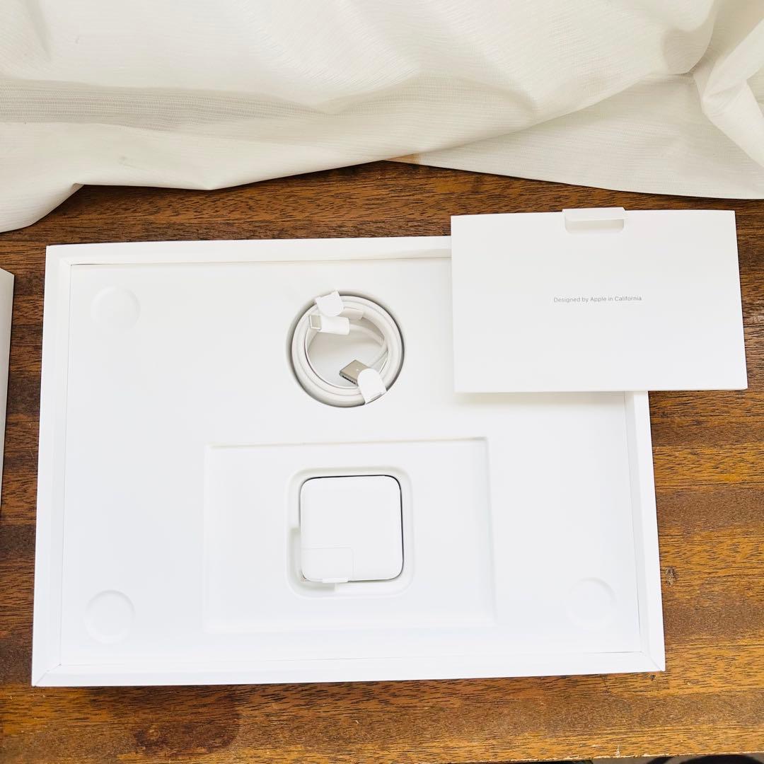 MacBookAir M2 256GB 8GB 13インチ a2681 本体