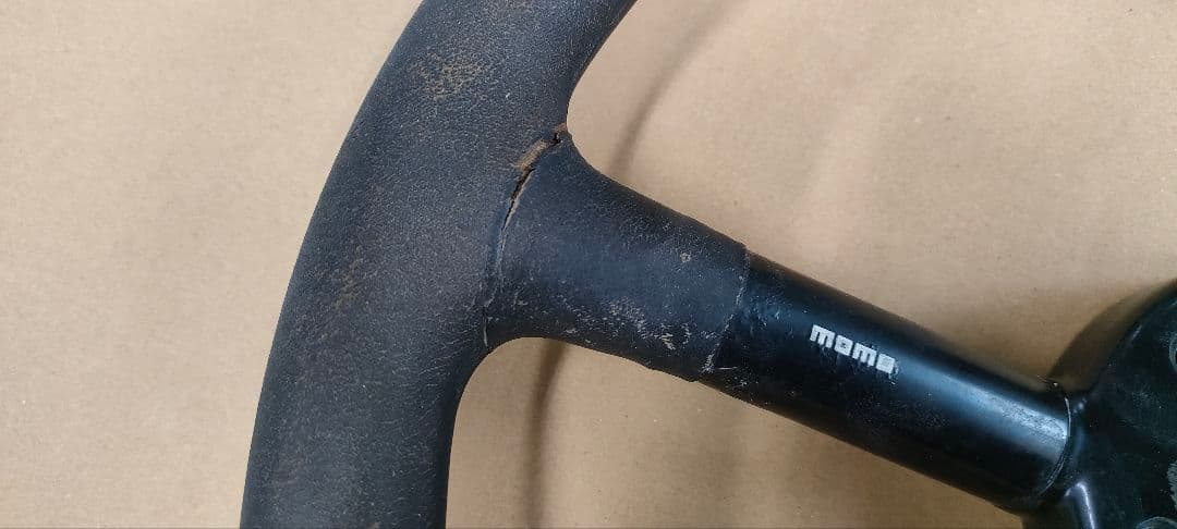 MOMO 　ポルシェデザイン　ステアリング