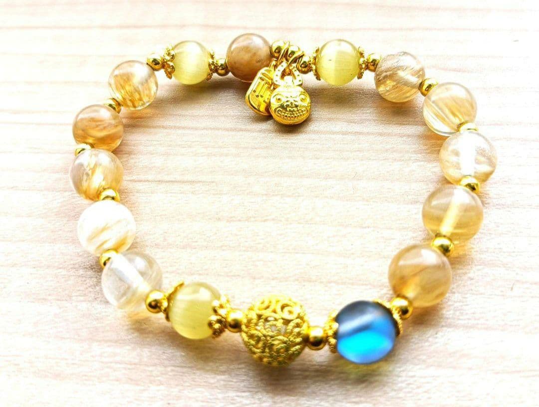 harue開運絵画　❀水晶ピアス❀