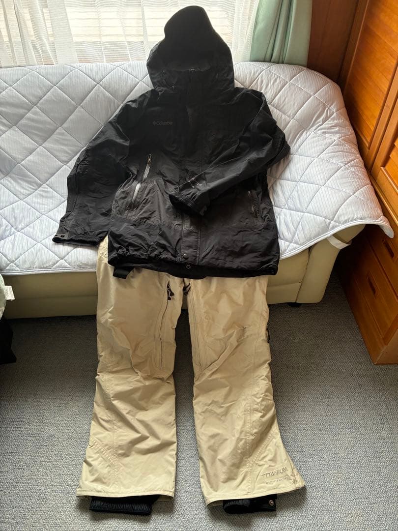 Columbia コロンビア　スキー　スノーボードウェア　上下　メンズ　美品