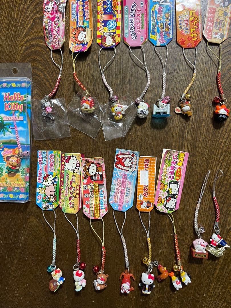 ご当地キティ　希少なハワイあり　16点まとめ売り