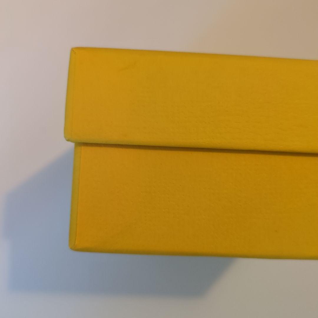 FENDI 名刺入れ 黒 箱付き