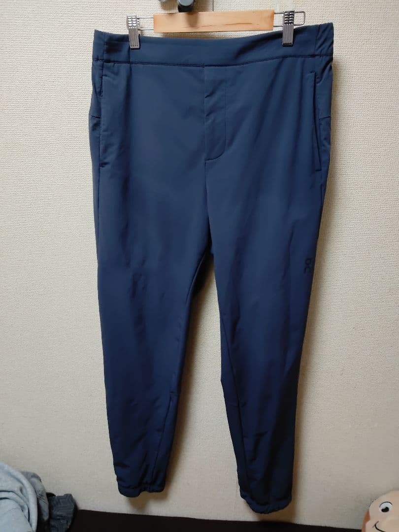 on アクティブパンツ M ネイビー