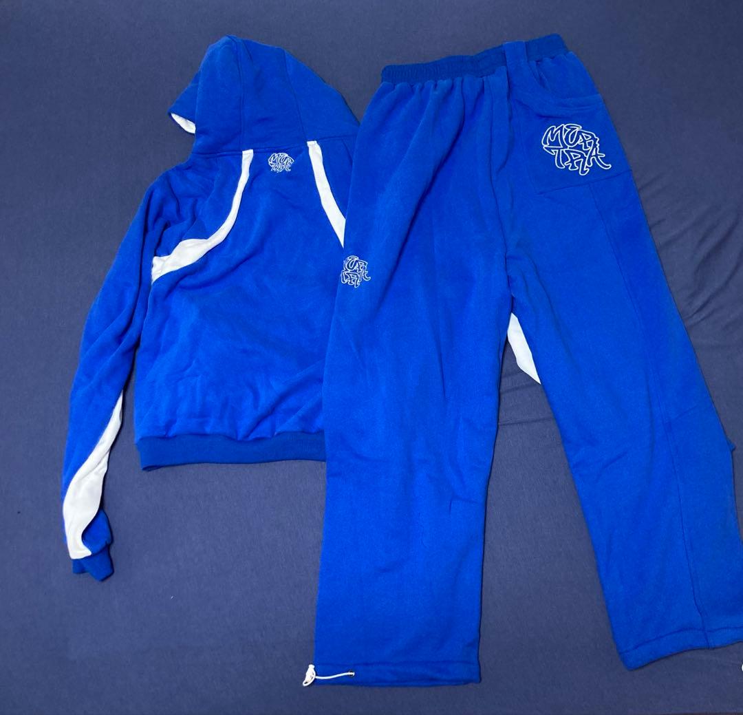 MERTRA 上下　セットアップ　青　かつき着用