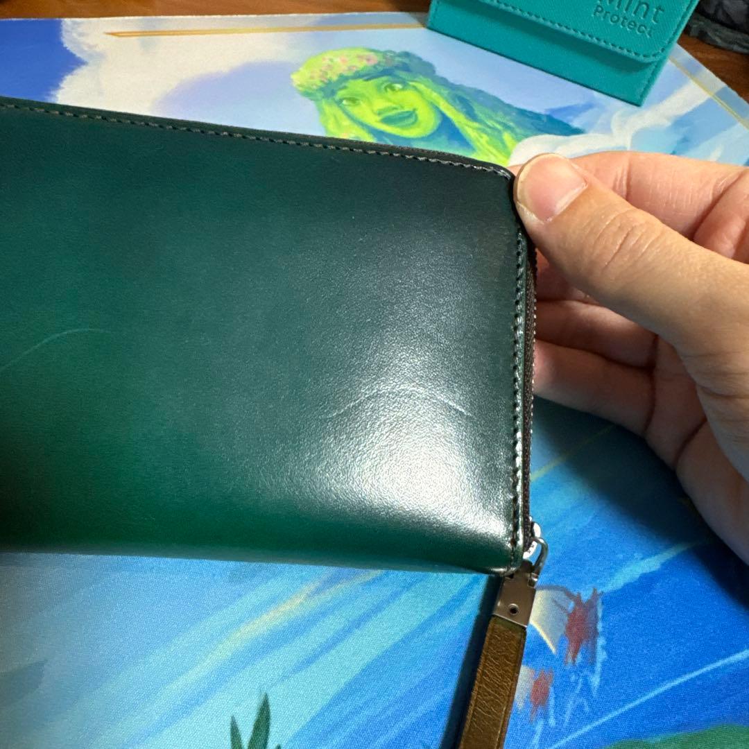 YUHAKU ラウンドファスナー長財布　フォスキーア　牛革　ブルー