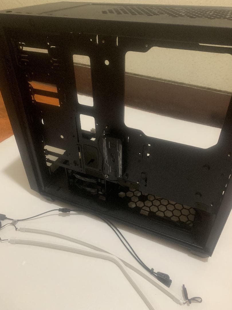 まれ(稀少) Niruコラボ 限定 ATX PCケイス 美品中古